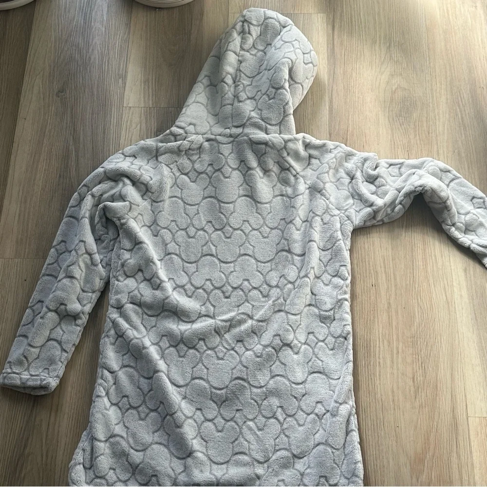 3 for $15 deal/ Disney Kids Soft Gray Fleece Wearable Blanket- Medium